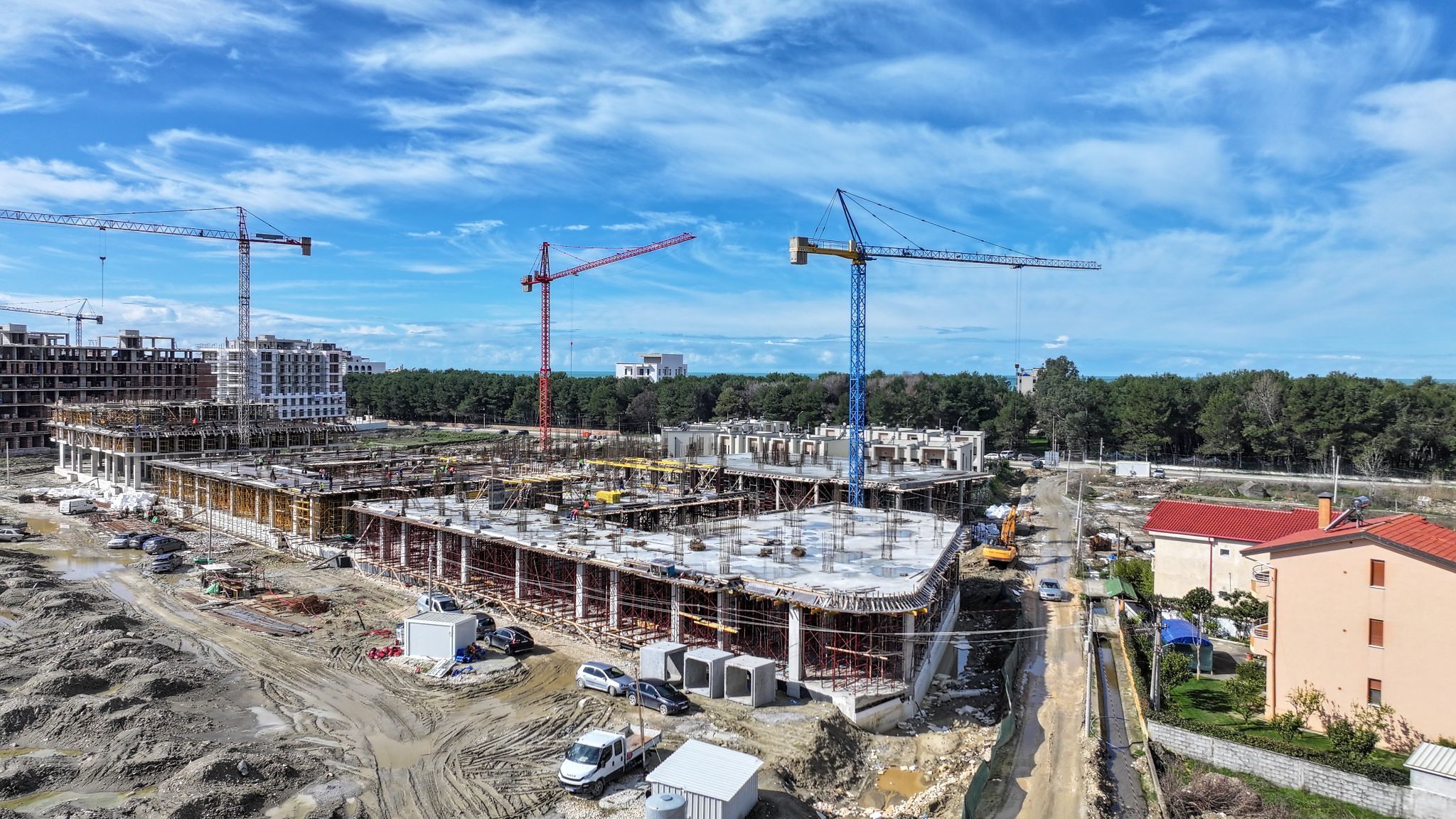 Blue Horizon Residence - Photo 1